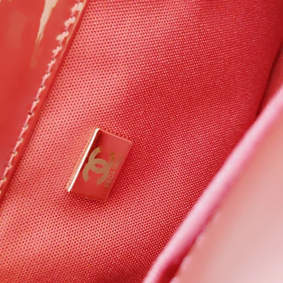 Burgundy Quilted Patent Statement Bag - Picture 5 of 8